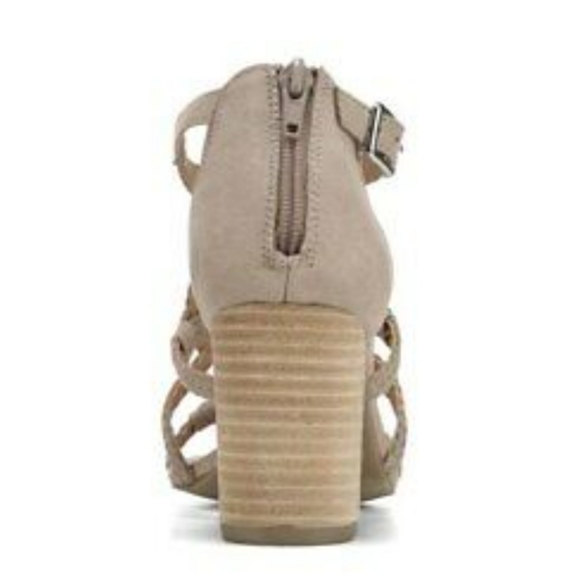 EUC Report Paula Women's Sandals Block Heel Taupe Size 8 - Picture 3 of 13